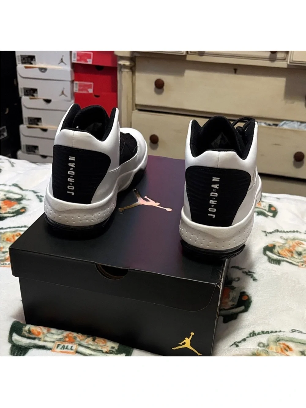 Jordan Men’s Black and White Retro Basketball Shoes
